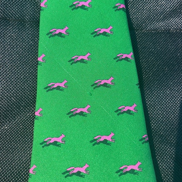 Men’s Vineyard vines custom collection:The Foxfield Races 2013 tie - Picture 9 of 9